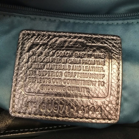 Opt Art Lurex Brooke Olive & Gold Hobo Bag - Picture 7 of 8